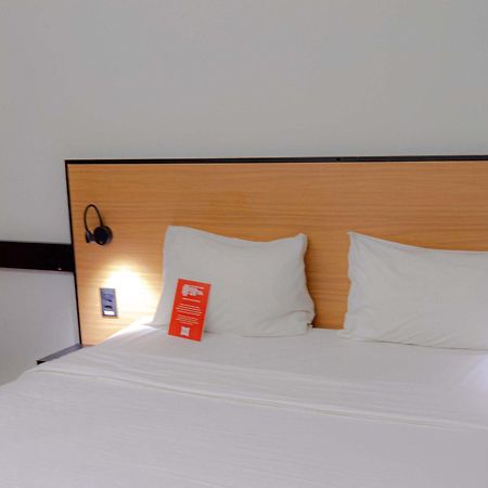 Ibis Rio De Janeiro Santos Dumont Hotel Bagian luar foto