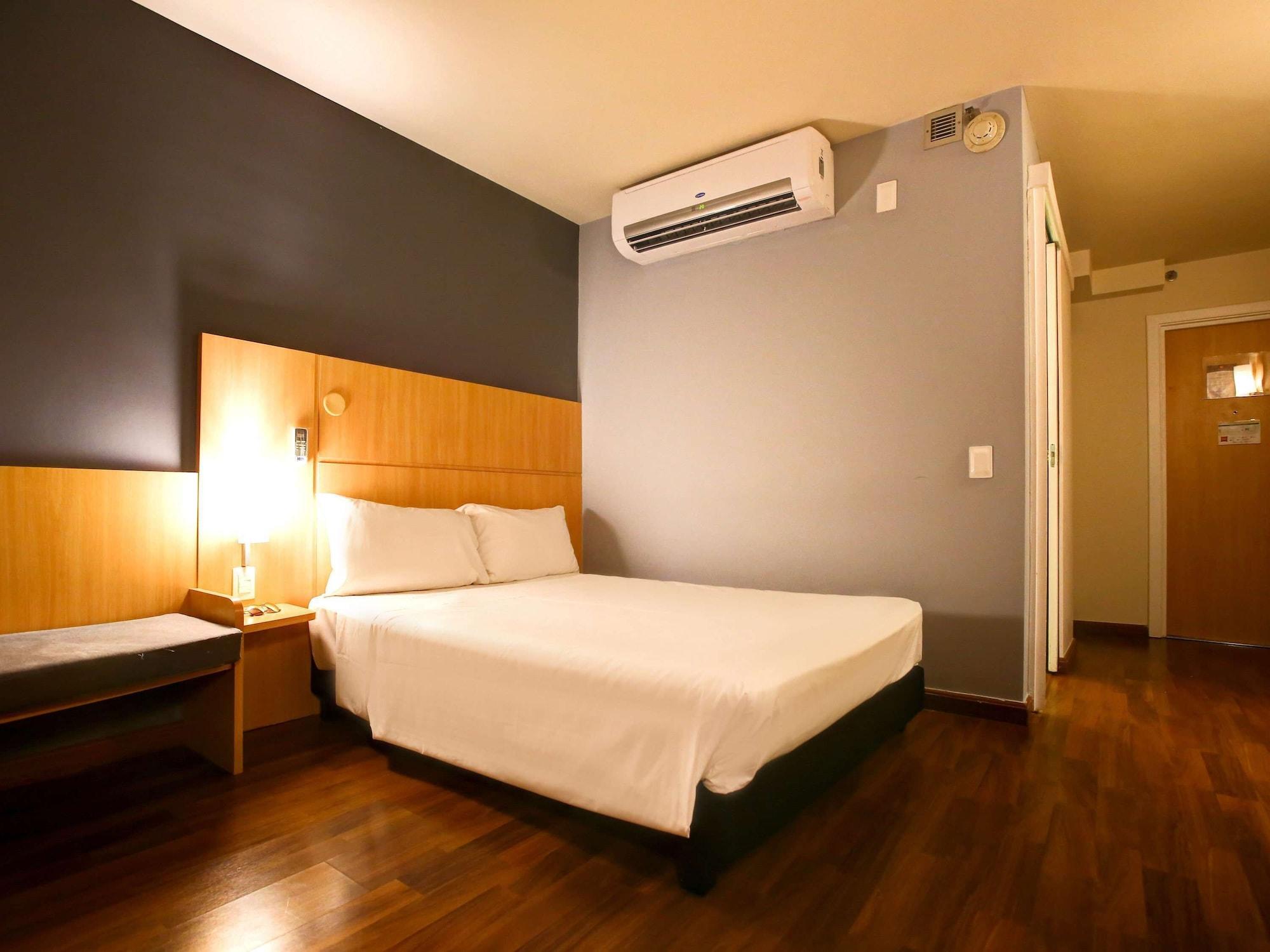 Ibis Rio De Janeiro Santos Dumont Hotel Bagian luar foto